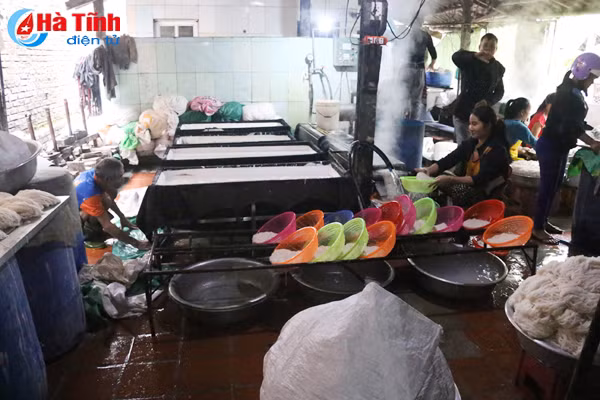 video co so san xuat bun gay o nhiem hang chuc ho dan keu cuu