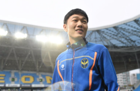 het hop dong voi gangwon xuan truong chua biet ve dau