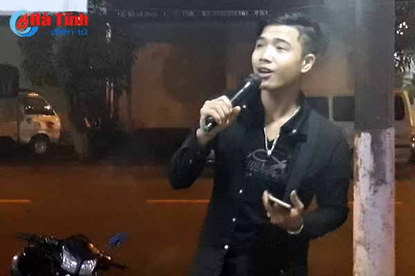 nghe hat rong truoc la dam me sau nghe kiem song