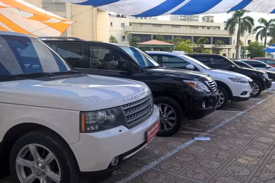 tu dau nam 2018 xe o to cu nhap khau se bi ap hang loat thue nang