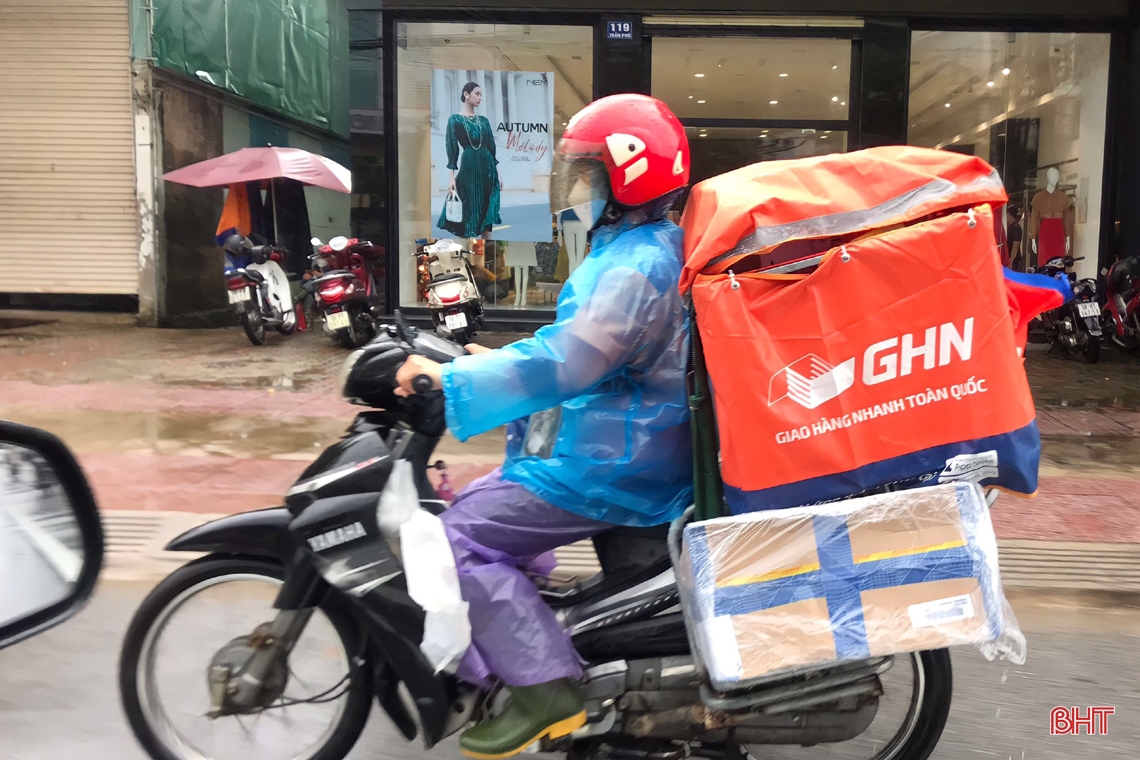 Người dân Hà Tĩnh đón gió lạnh đầu mùa