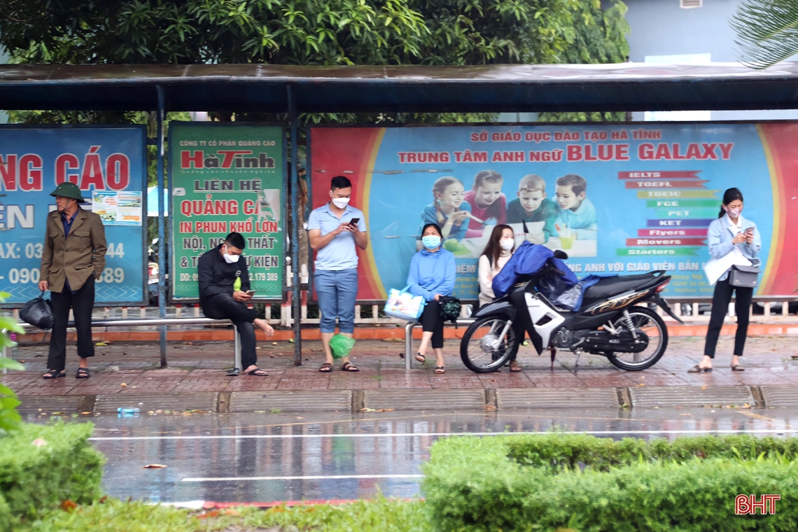 Người dân Hà Tĩnh đón gió lạnh đầu mùa