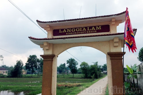 Làng Già Lam (Phú Lộc - Can Lộc) trong chiều buồn 2/11/2014 - khi nhà báo Trần Nhuệ vừa trút hơi thở cuối cùng. Ảnh: H.X Làng Già Lam (Phú Lộc - Can Lộc) trong chiều buồn 2/11/2014 - khi nhà báo Trần Nhuệ vừa trút hơi thở cuối cùng. Ảnh: H.X