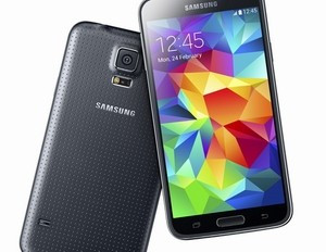 Samsung đã ra mắt Galaxy S5, model hàng đầu của hãng trong năm 2014.