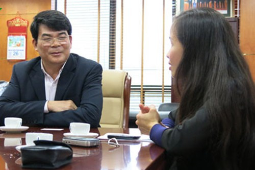 Thứ trưởng Bộ Nội vụ Nguyễn Tiến Dĩnh trả lời phỏng vấn phóng viên VOV