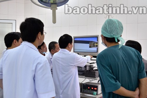 Bệnh viện Đa khoa thành phố tăng cường kêu gọi, vận động mua sắm máy móc, thiết bị triển khai phẫu thuật nội soi phục vụ bệnh nhân. Bệnh viện Đa khoa thành phố tăng cường kêu gọi, vận động mua sắm máy móc, thiết bị triển khai phẫu thuật nội soi phục vụ bệnh nhân.