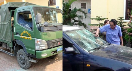 Xe công vụ để trong trụ sở xã Thiên Lộc bị các đối tượng quá khích làm hư hỏng. Ảnh: dantri.com.vn