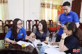 Cán bộ thanh tra về cơ sở cùng tháo gỡ vướng mắc