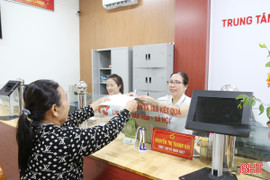 Thông suốt thủ tục hành chính cho người dân ngay ngày đầu vận hành