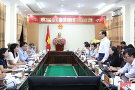 Quan tâm, hỗ trợ Hà Tĩnh đào tạo, nâng cao năng lực quản trị cho cán bộ, công chức