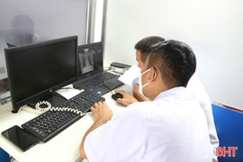 Tầm soát lao cho 2.000 phạm nhân tại Trại giam Xuân Hà