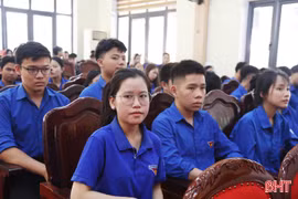 Phát huy vai trò của đoàn viên, thanh niên trong bảo vệ nền tảng tư tưởng của Đảng