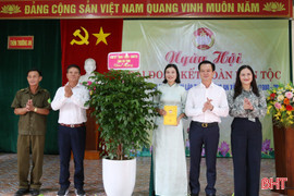 Lãnh đạo tỉnh chung vui ngày hội đại đoàn kết tại các địa phương