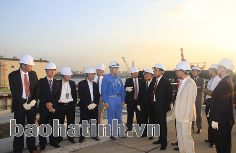 ...và tham quan Nhà máy Nhiệt điện khí ga tự nhiên Kawasaki