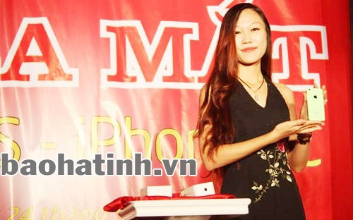 Ra mắt điện thoại iphone 5s