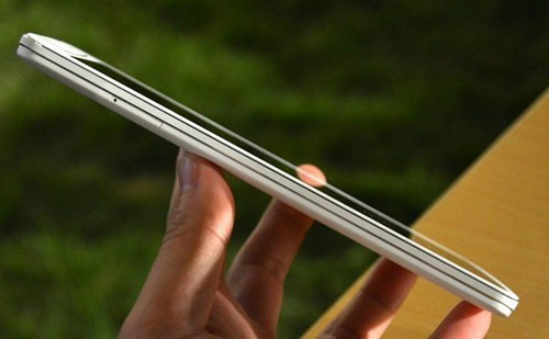 Cận cảnh smartphone Oppo N1 ảnh 6