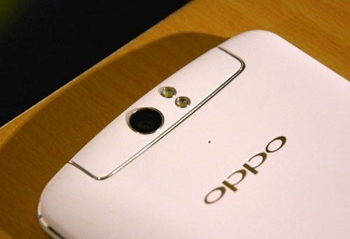 Cận cảnh smartphone Oppo N1 ảnh 4
