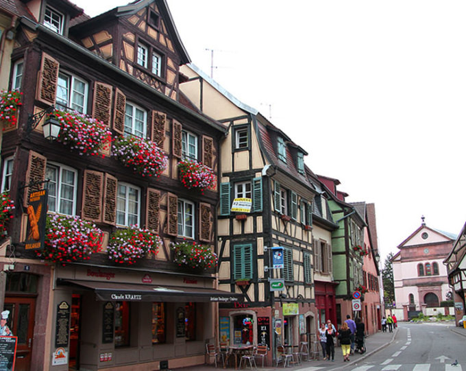 Colmar - ngôi làng không có đường thẳng