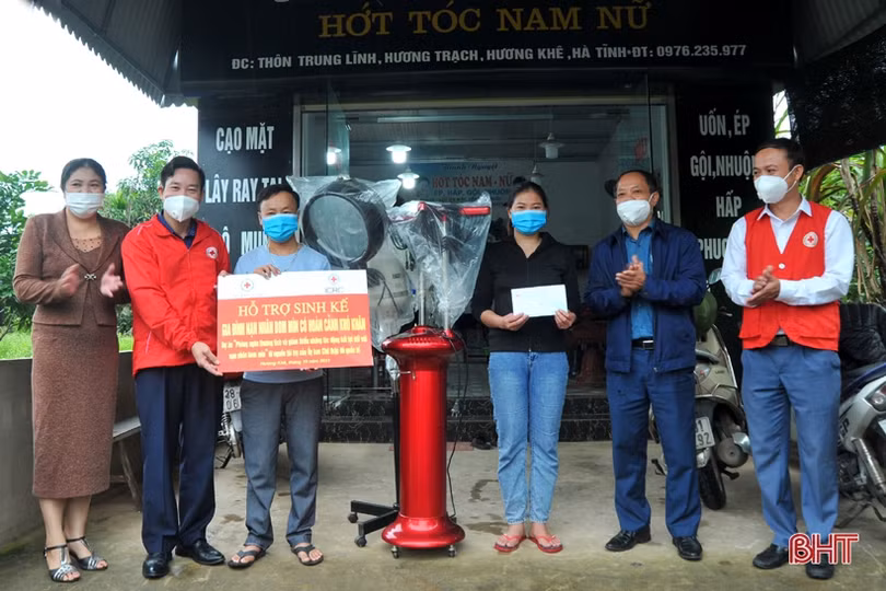 Nâng cao chất lượng, hiệu quả phối hợp hoạt động nhân ái giữa Hội Chữ thập đỏ và Bộ chỉ huy BĐBP Hà Tĩnh