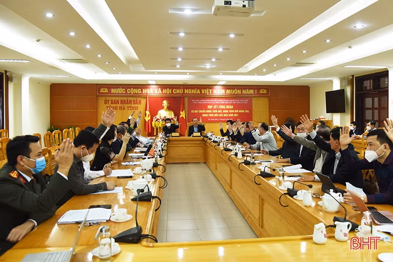 Trình Chủ tịch UBND tỉnh Hà Tĩnh công nhận 28 xã đạt chuẩn các loại hình nông thôn mới