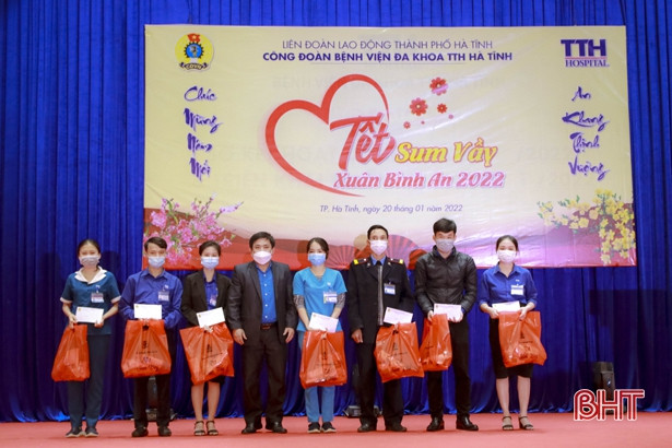 Bệnh viện Đa khoa TTH Hà Tĩnh tổ chức “Tết sum vầy - Xuân bình an” 