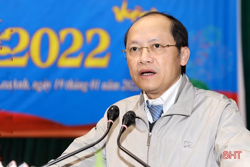 Lãnh đạo Hà Tĩnh vui “Tết Sum vầy - Xuân bình an” với người lao động