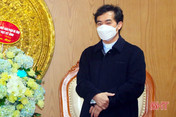 Bà con giáo dân Kỳ Anh đoàn kết, chung sức vì sự phát triển của địa phương