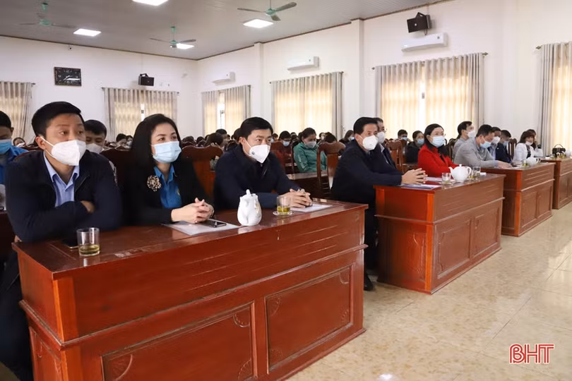 “Tết sum vầy - Xuân bình an” đến với người lao động Thạch Hà