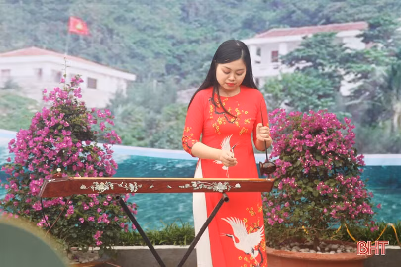 Xuân sớm trên “mắt đảo” Sơn Dương