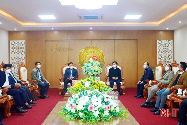 Bà con giáo dân Kỳ Anh đoàn kết, chung sức vì sự phát triển của địa phương