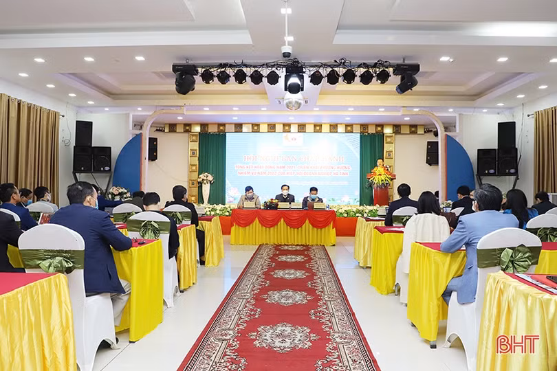 Hơn 300 triệu đồng được quyên góp để ủng hộ người nghèo tại Hội nghị Hiệp hội doanh nghiệp tỉnh