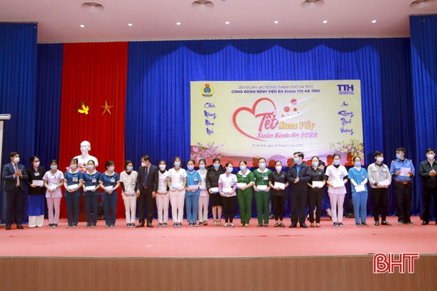 Bệnh viện Đa khoa TTH Hà Tĩnh tổ chức “Tết sum vầy - Xuân bình an” 