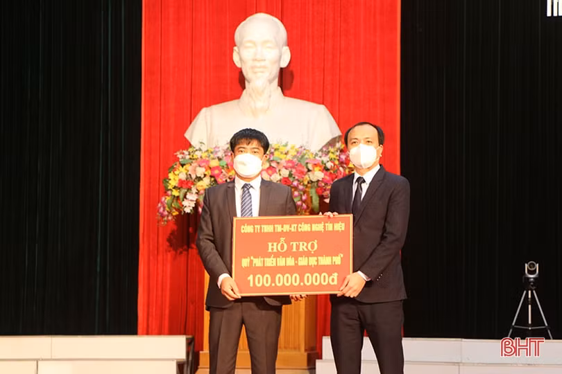 Khơi dậy sức mạnh, đồng hành xây dựng TP Hà Tĩnh giàu mạnh, văn minh