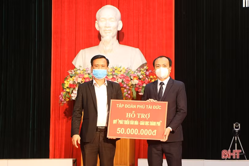 Khơi dậy sức mạnh, đồng hành xây dựng TP Hà Tĩnh giàu mạnh, văn minh