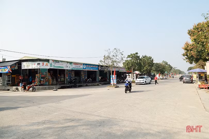 Người dân xã nông thôn mới kiểu mẫu ở Hà Tĩnh thu nhập 54 triệu đồng/năm