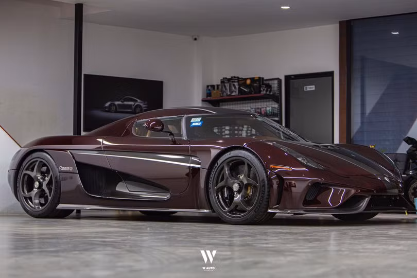 Loạt ôtô siêu sang và siêu xe về Việt Nam dịp cận Tết