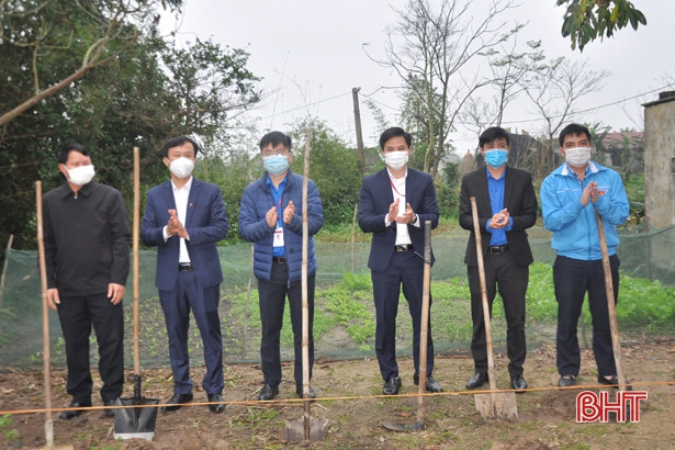 Đoàn cơ sở Agrbank Hà Tĩnh II tài trợ các công trình an sinh xã hội