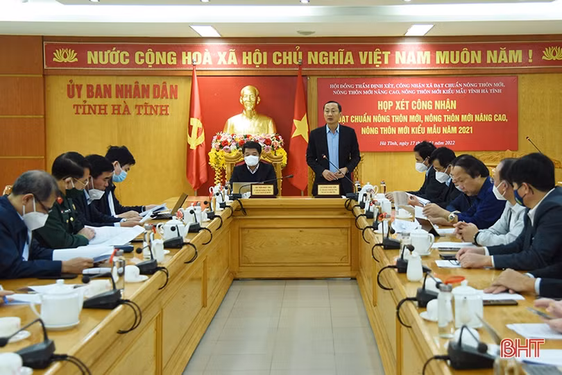 Trình Chủ tịch UBND tỉnh Hà Tĩnh công nhận 28 xã đạt chuẩn các loại hình nông thôn mới