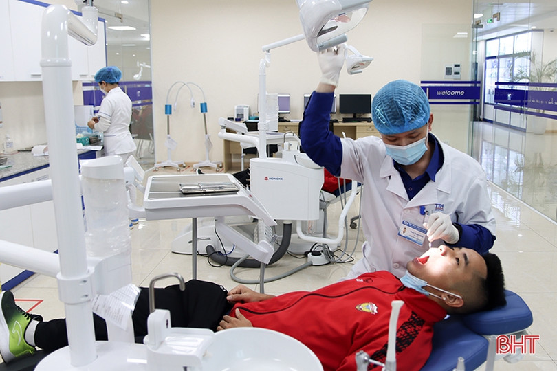 CLB Hồng Lĩnh Hà Tĩnh khám sức khỏe cho cầu thủ trước mùa giải mới