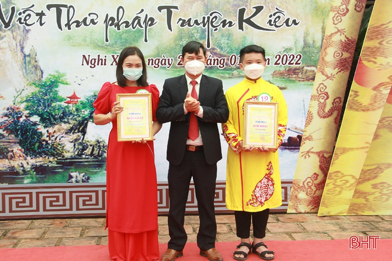 Ấn tượng Hội thi Viết thư pháp Truyện Kiều lần thứ III