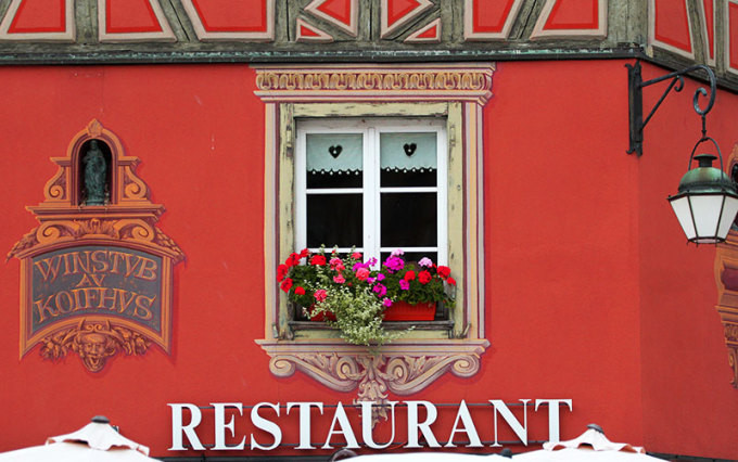 Colmar - ngôi làng không có đường thẳng