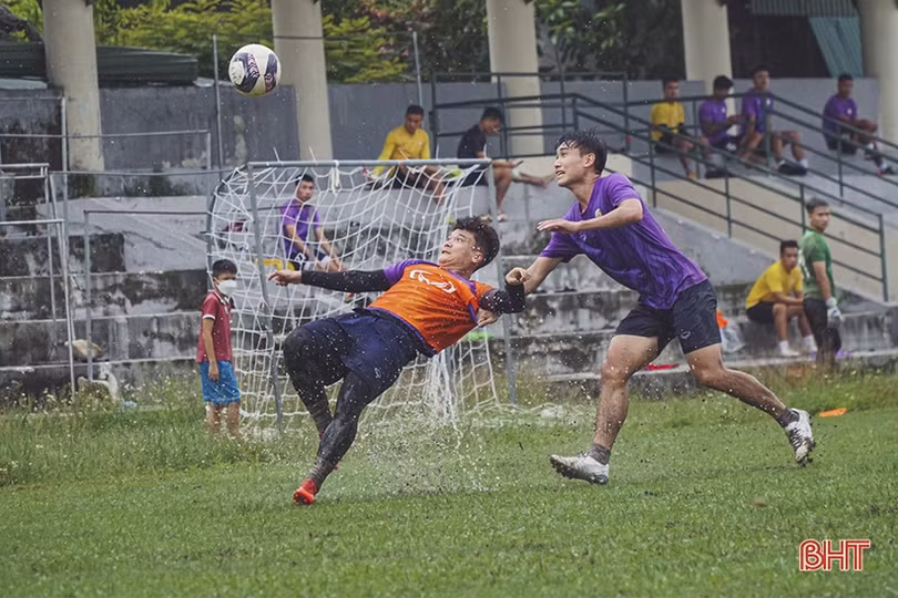 Hồng Lĩnh Hà Tĩnh cần bao nhiêu điểm để trụ hạng?