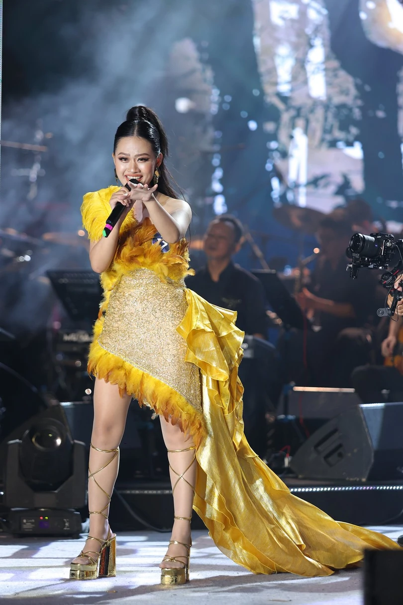 3 giọng ca nữ Hà Tĩnh đi tiếp tại Sao Mai 2022