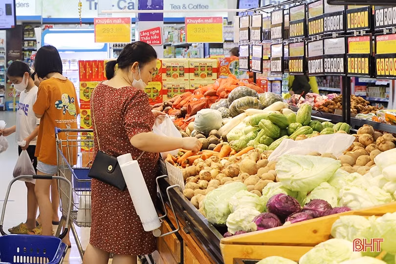 Rau an toàn trong siêu thị, cửa hàng: Cần sự công bằng với người tiêu dùng