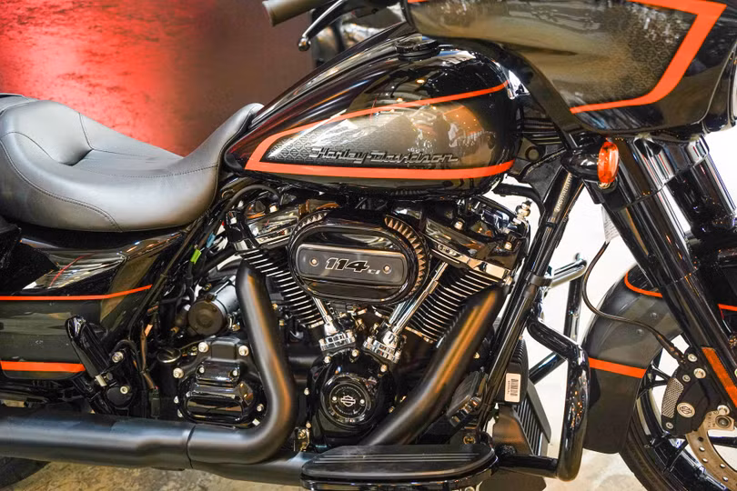 Hàng hiếm Harley - Davidson Street Glide giá trên 1,2 tỷ đồng