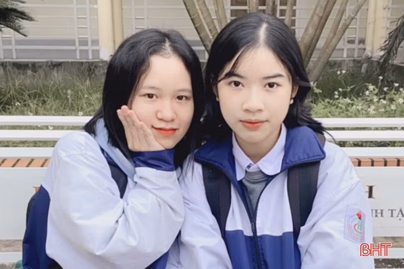 Nữ sinh Thạch Hà được tuyển thẳng vào 4 trường đại học top đầu cả nước
