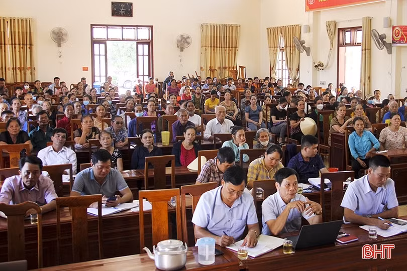 Những hộ dân đầu tiên của tỉnh Hà Tĩnh nhận tiền bồi thường GPMB cao tốc Bắc - Nam giai đoạn 2021 - 2025