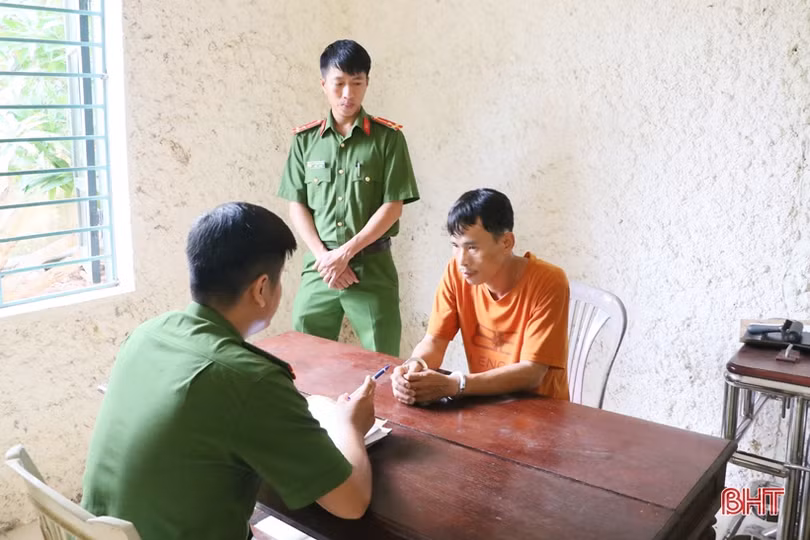 Hà Tĩnh: Khởi tố đối tượng dùng dao khống chế cướp tài sản phụ nữ đi đường