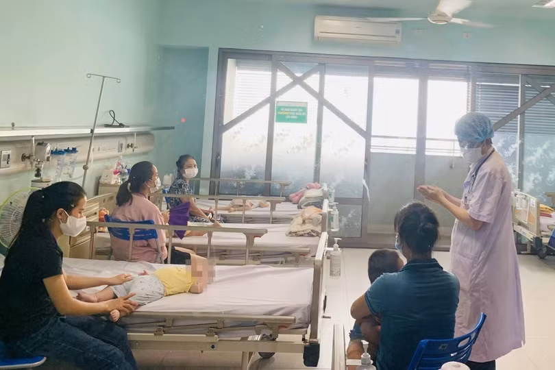 Virus Adeno là gì? K hi nào thì trẻ cần nhập viện điều trị nội trú?