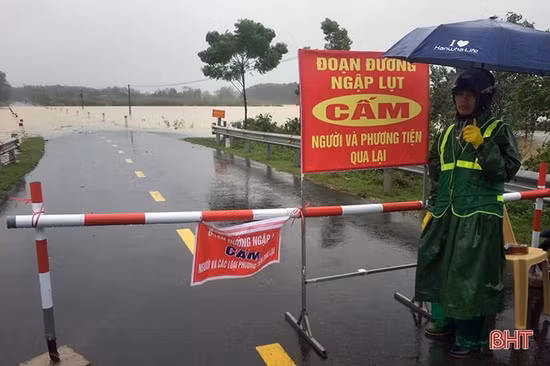 Cảnh báo lũ trên các sông ở Hà Tĩnh